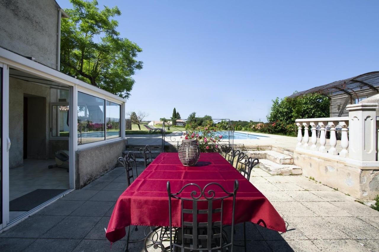 Villa Charmante A La Tour-D'Aigues Avec Piscine Privee Екстер'єр фото