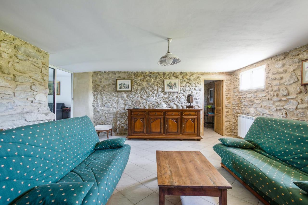 Villa Charmante A La Tour-D'Aigues Avec Piscine Privee Екстер'єр фото