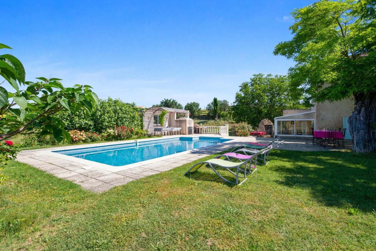 Villa Charmante A La Tour-D'Aigues Avec Piscine Privee Екстер'єр фото